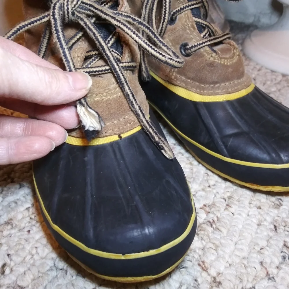 3/$18 Explorers Kid's Suede & Rubber  Duck Boots